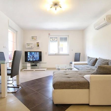 Apartment Borka Медулин Экстерьер фото