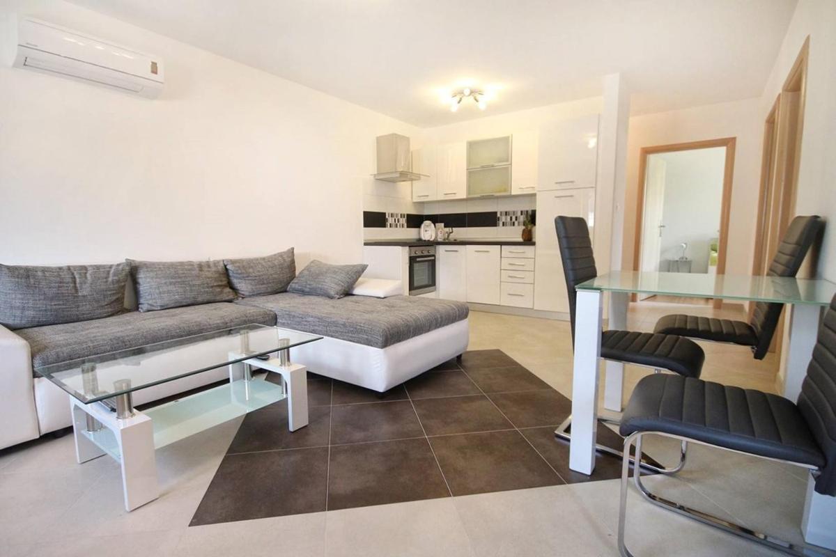 Apartment Borka Медулин Экстерьер фото